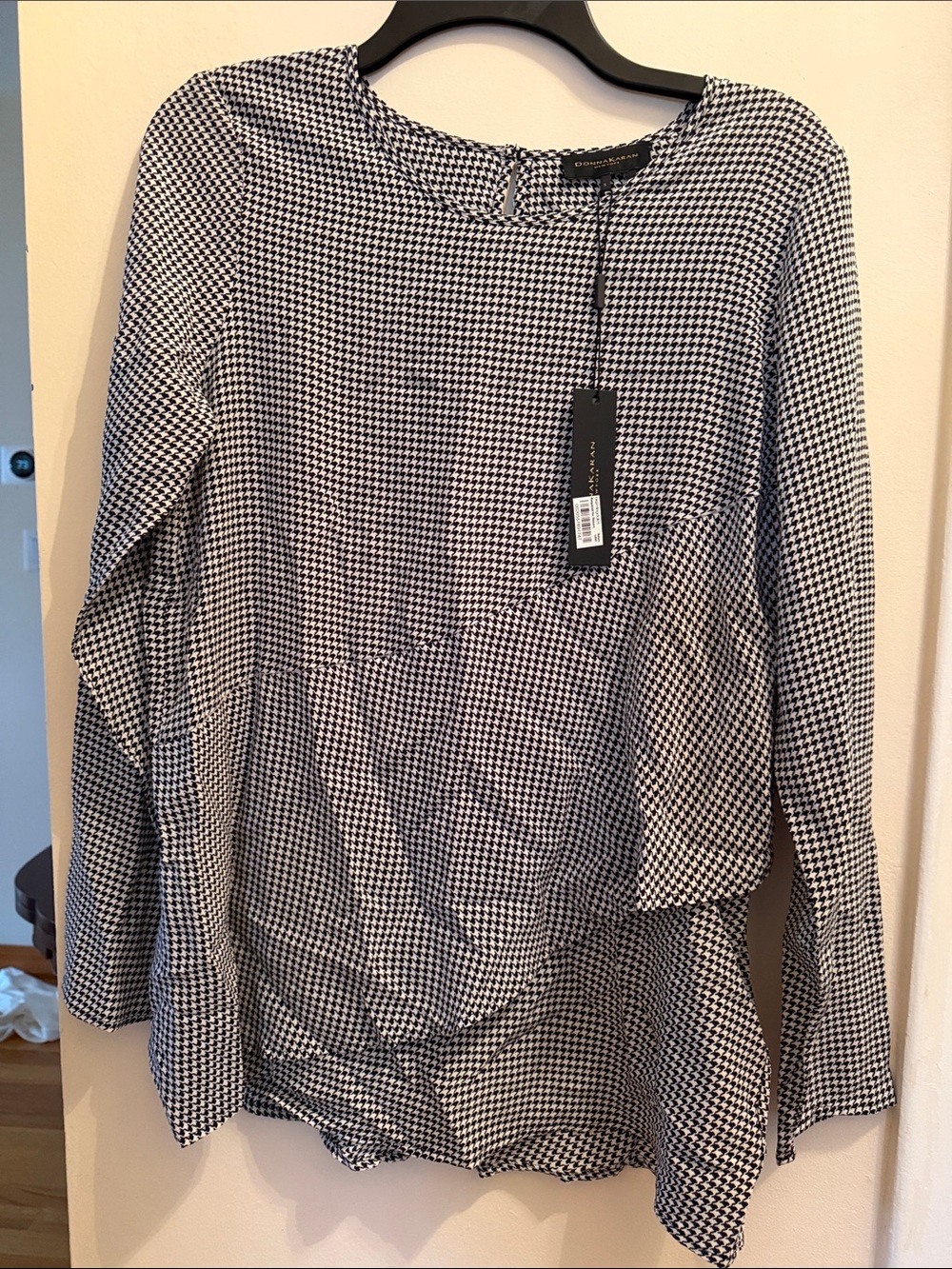 NWT Donna Karan New York Houndstooth Long Sleeve Silk Top - Black & White S